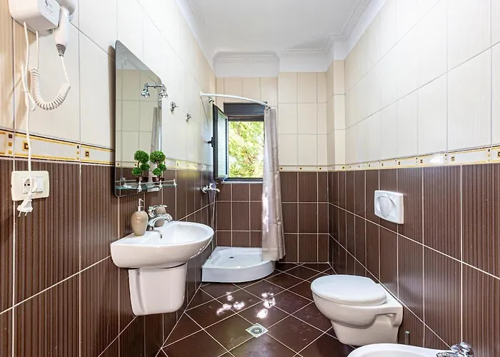 Charm 2, 1br Ap, Kitchen, Parking&more Sarandë