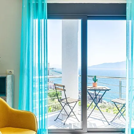 Charm 2, 1br Ap, Kitchen, Parking & Apartament *