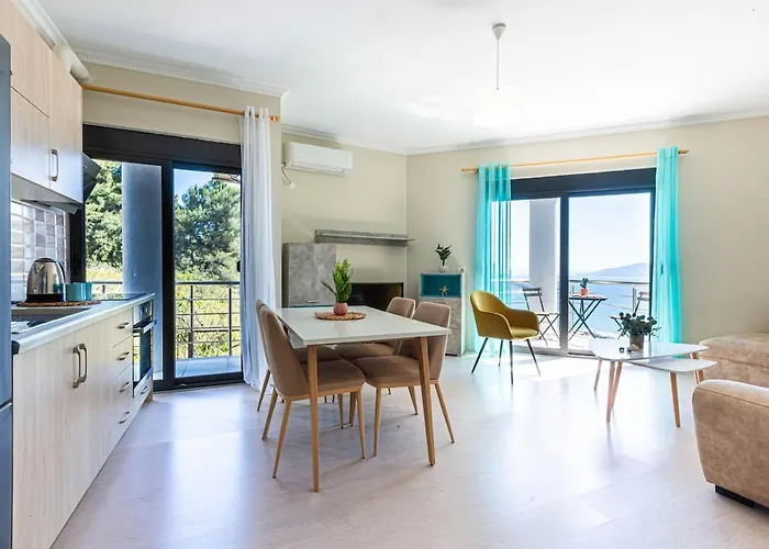 Charm 2, 1br Ap, Kitchen, Parking & Апартаменты *