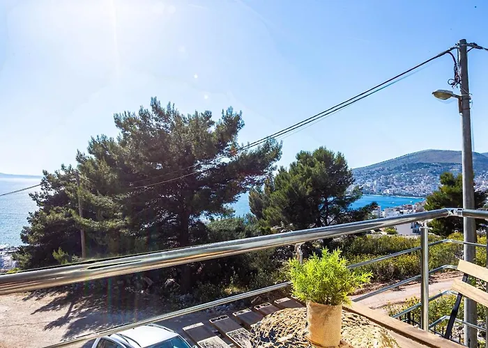 Апартаменты Charm 2, 1br Ap, Kitchen, Parking & *