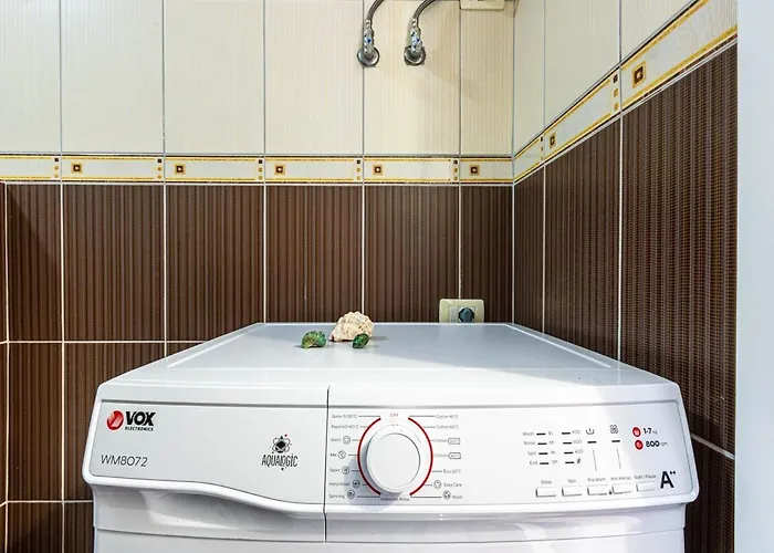 Charm 2, 1br Ap, Kitchen, Parking & * Саранда